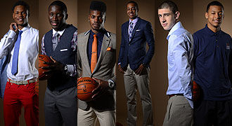 官方：切尔西签下19岁后卫哈托，转会费4418万欧签约至2032年（官宣：切尔西以4418万欧引进19岁后卫哈托，合同至2032年）