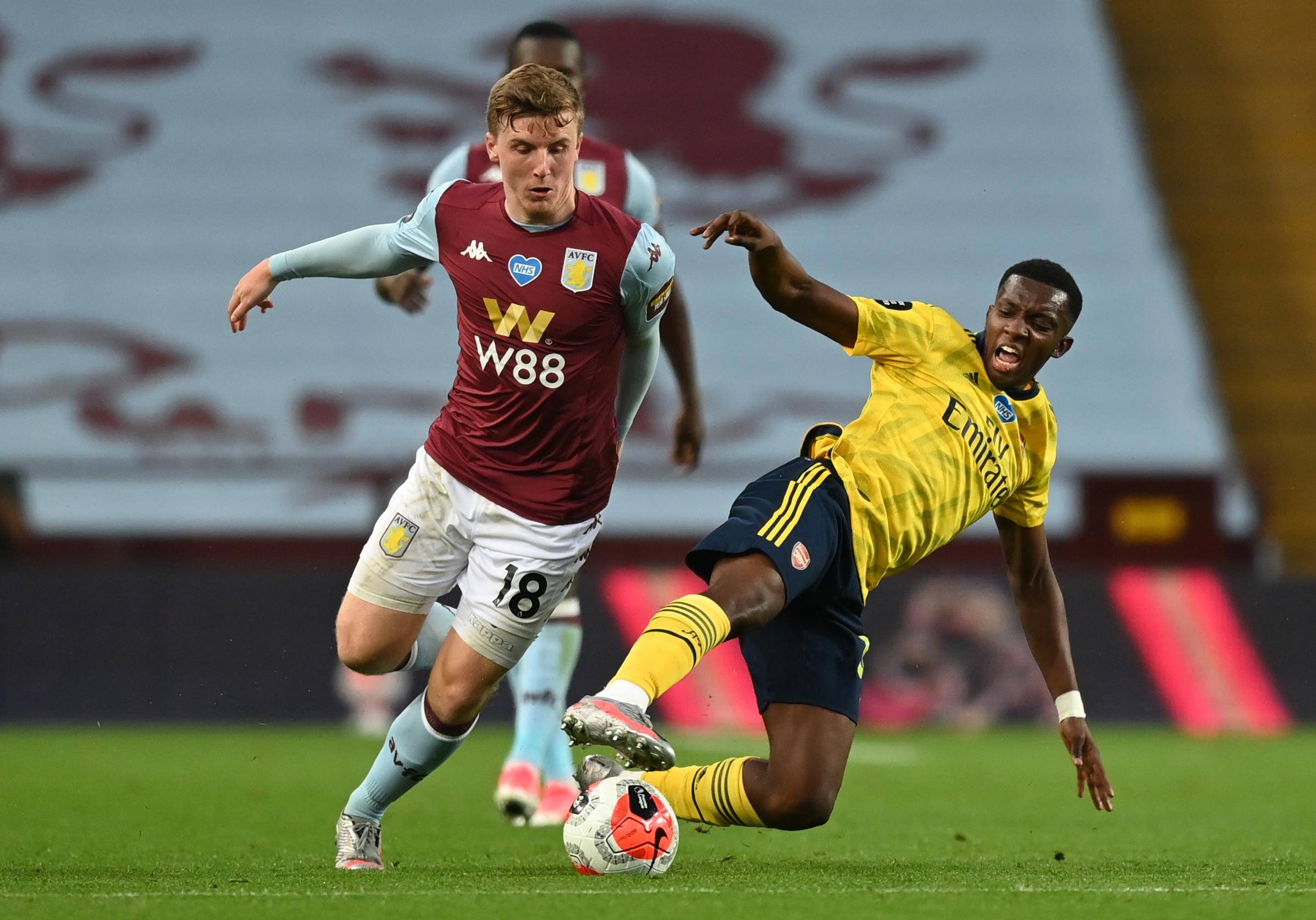 球报：谢尔德鲁普因分享未成年人性爱视频被判缓刑14天（球报：谢尔德鲁普因传播涉未成年人性爱视频被判处14天缓刑）