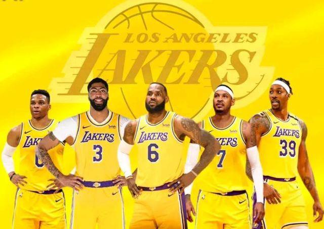 李帅与海港球迷同庆：尊敬的四星球迷，冠军是我们一起拿到的（李帅携海港球迷同欢：向四星拥趸致敬，冠军由我们共同捧起）