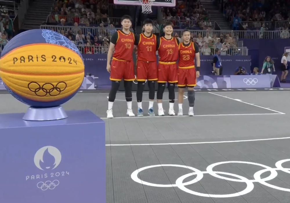 英超战报：曼联2-1战胜埃弗顿,（英超快讯：曼联2比1力克埃弗顿）