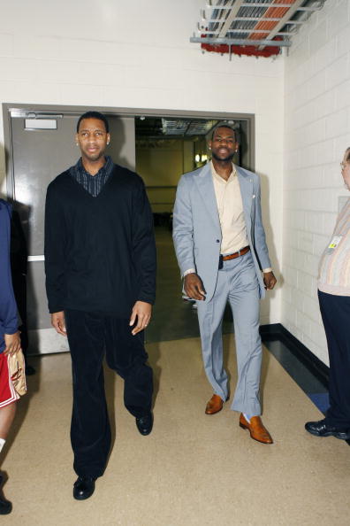 英超第10轮比赛，桑德兰主场1-1战平埃弗顿。（英超第10轮：桑德兰主场与埃弗顿1-1握手言和）