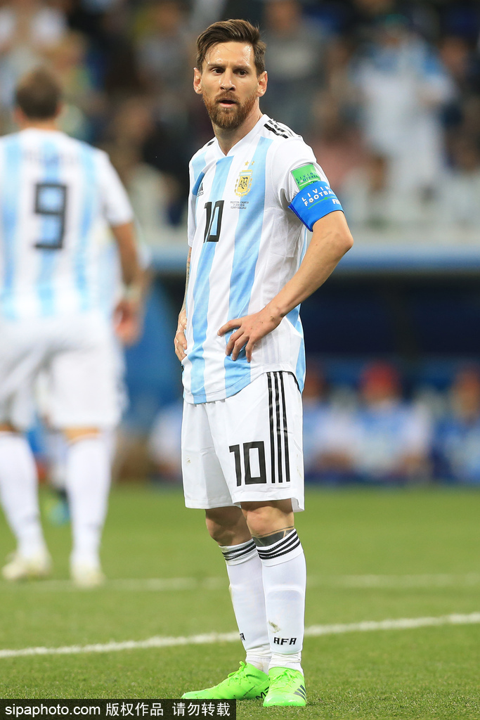 杜兰特1141场比赛砍下31000分，追平詹姆斯并列历史第三快（杜兰特1141战迈过3万分大关，与詹姆斯并列史上第三快）