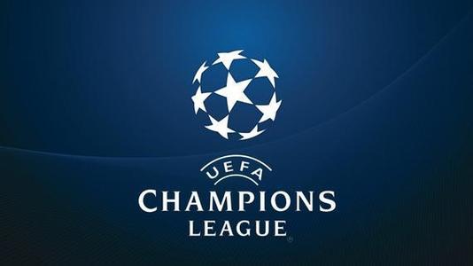 邵佳一会把青岛西海岸的这套5-4-1阵型自由切换...（邵佳一将灵活切换青岛西海岸的5-4-1阵型）