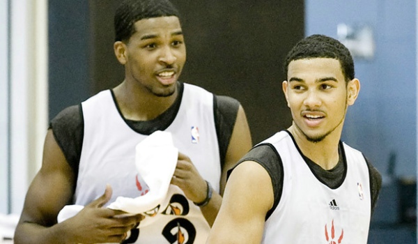 塞鸟、方昊、张玉宁连失良机，国安被河内公安绝杀小组出局（塞鸟、方昊、张玉宁屡失良机，国安遭河内公安补时绝杀无缘小组出线）